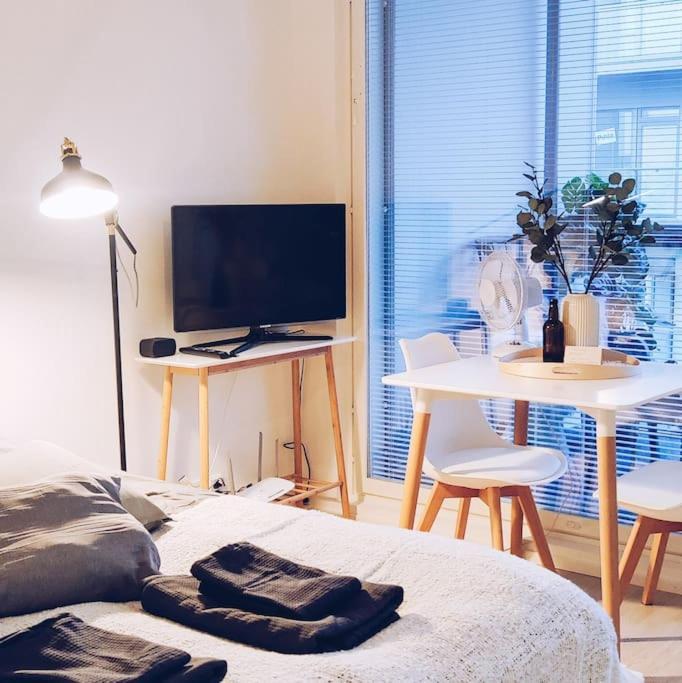 New Studio Blue Near Helsinki Airport In Kivistoe Vanda Exteriör bild
